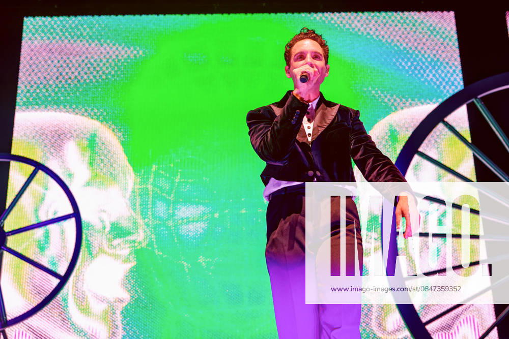 Mika (MICHAEL HOLBROOK PENNIMAN JR) performs on stage at the AO Arena, Manchester, UK, during his Spinning Out tour, delivering a flamboyant, high-energy set to a packed arena crowd. Manchester United Kingdom - ZUMAp211 20260211_aap_p211_022