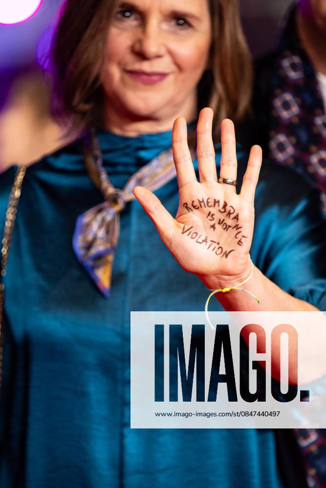 Berlinale Berlinale, 76 Berlin International Film Festival 2026 Katrin Goering Eckardt with message on her hand Remembrance is not a violation Opening Ceremony Berlinale Palast, Red Carpet Berlinale, 76 Berlin International Film Festival 2026 Press Photo Roger Buerke