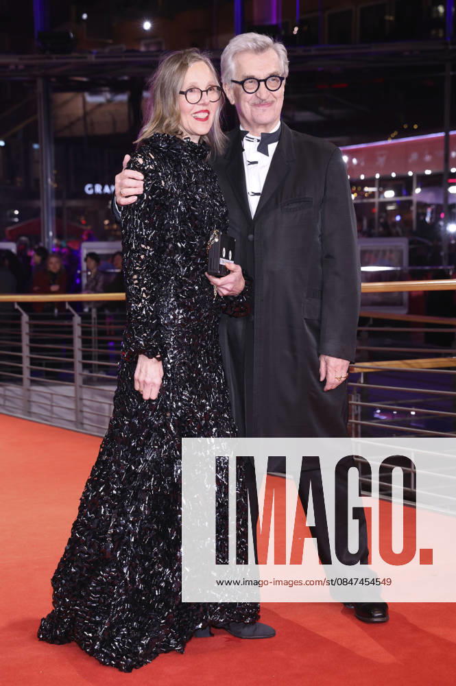 Wim Wenders with his wife Donata Wenders at the festival opening with the premiere of the feature film No Good Men at the Berlinale 2026 76 Berlin International Film Festival in the Berlinale Palast Berlin, 12 02 2026 Foto:xD.xBedrosianx xFuturexImagex opening_6452