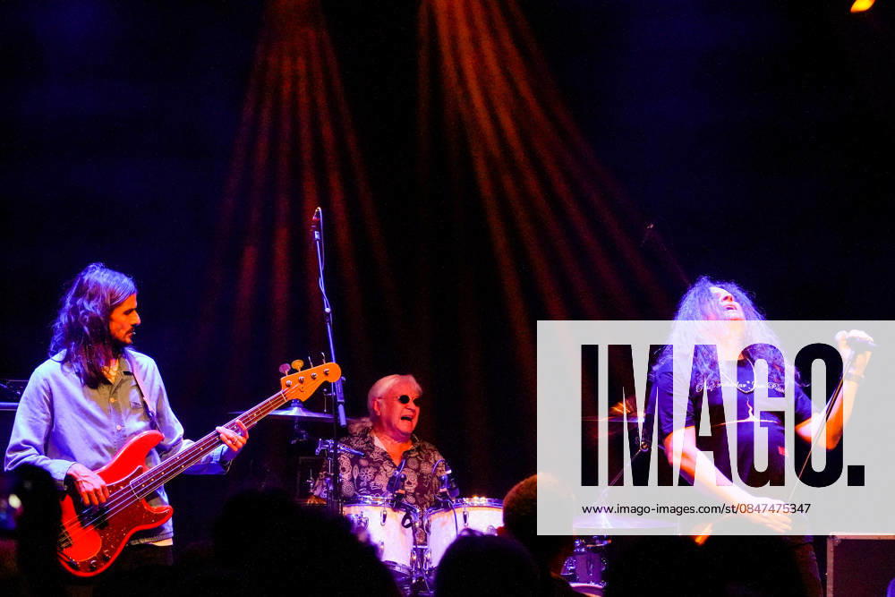 Purpendicular with drummer Ian Paice, singer and band founder Robby Thomas Walsh, bassist Nick Fyfe Rüsselsheim 12 02 2026 Concert by Purpendicular with drumming legend Ian Paice from Deep Purple