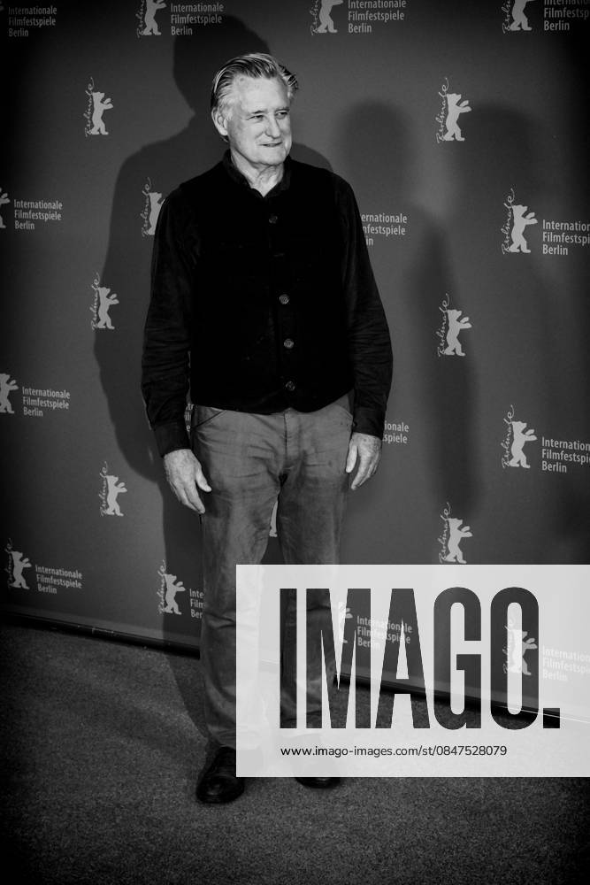Photocall for Everybody Digs Bill Evans , Grand Hyatt Berlin, Berlin, Germany Bill Pullman poses at the Photocall for Everybody Digs Bill Evans during Berlinale (Berlin Film Festival) at Grand Hyatt Berlin, Berlin, , Germany on 13 February 2026. Editors Note: Image converted to monochrome, Credit:Julie Edwards Avalon