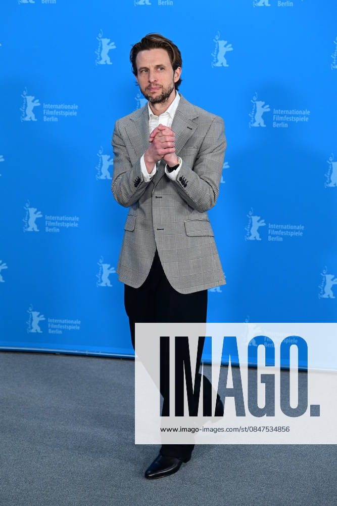 Anders Danielsen Lie au photocall du film Everybody Digs Bill Evans lors de la 76ème édition du festival international du film de Berlin La Berlinale 2026 , le 13 février 2026 Romain Doucelin Bestimage Photocall of the movie, The Everybody Digs Bill Evans during the 76th Berlinale International Film Festival Berlin at Gret Hyatt Hotel on February 13th, 2026 in Berlin Berlin Allemagne
