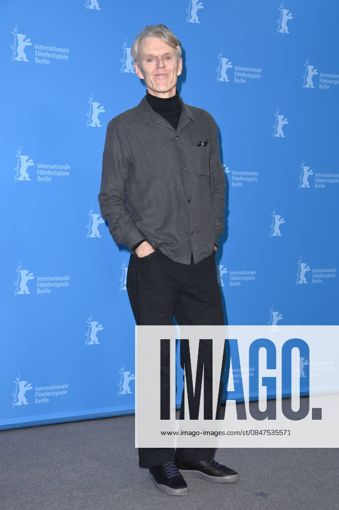 Grant Gee at the photocall for the feature film Everybody Digs Bill Evans at the Berlinale 2026 76 Berlin International Film Festival at the Hotel Grand Hyatt Berlin, 13 02 2026 Foto:xN.xKubelkax xFuturexImagex evans_6248