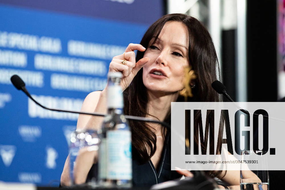 Berlinale Berlinale, 76 Berlin International Film Festival 2026 Press Conference EVERYBODY DIGS BILL EVANS Valene Kane Actress Actor Berlinale, 76 Berlin International Film Festival 2026, 13 02 2026 Press Photo Roger Buerke
