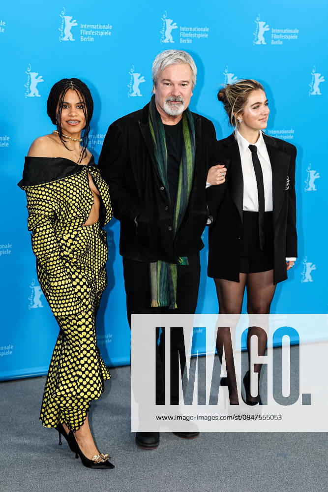 Berlin Berlinale, 76 Berlin International Film Festival 2026 Photo Call Fun shoot GOOD LUCK, HAVE FUN, DONT DIE Zazie Beetz Actress Actor Gore Verbinski Director Director Haley Lu Richardson Actress Actor Berlinale, 76 Berlin International Film Festival 2026, 13 02 2026 Press Photo Roger Buerke