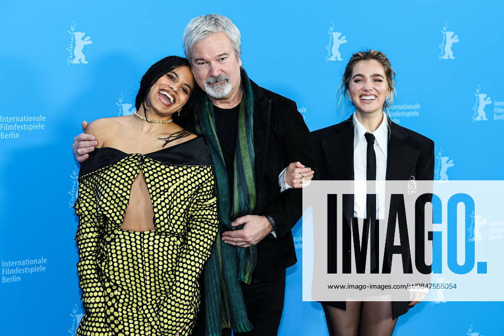 Berlin Berlinale, 76 Berlin International Film Festival 2026 Photo Call Fun shoot GOOD LUCK, HAVE FUN, DONT DIE Zazie Beetz Actress Actor Gore Verbinski Director Director Haley Lu Richardson Actress Actor Berlinale, 76 Berlin International Film Festival 2026, 13 02 2026 Press Photo Roger Buerke