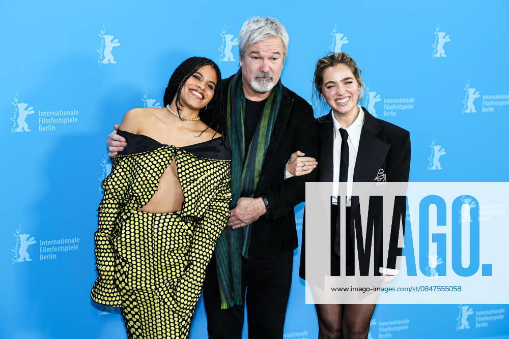 Berlin Berlinale, 76 Berlin International Film Festival 2026 Photo Call Fun shoot GOOD LUCK, HAVE FUN, DONT DIE Zazie Beetz Actress Actor Gore Verbinski Director Director Haley Lu Richardson Actress Actor Berlinale, 76 Berlin International Film Festival 2026, 13 02 2026 Press Photo Roger Buerke