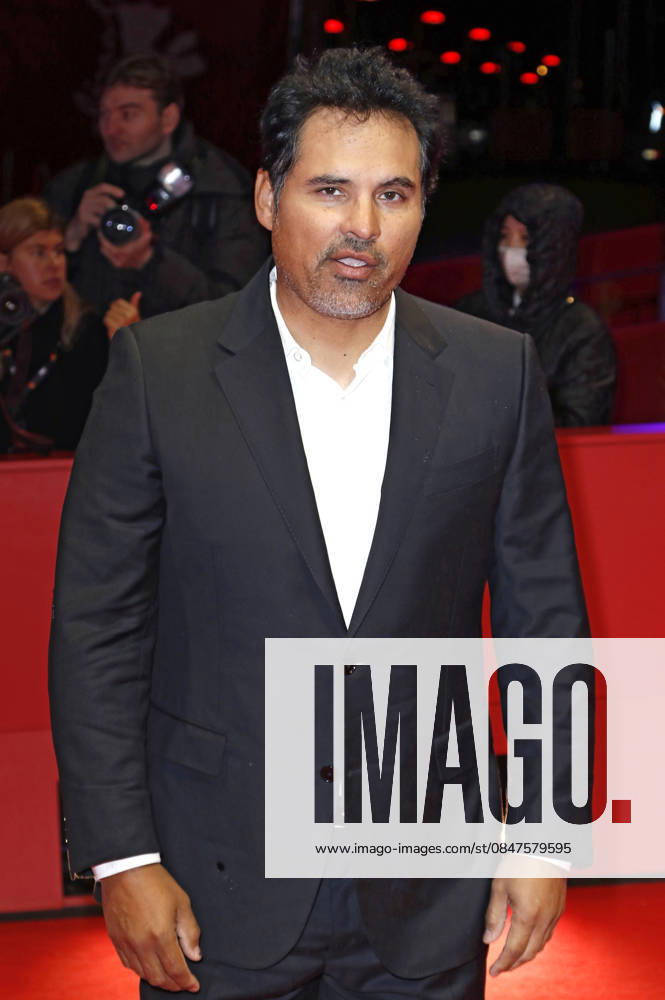 Michael Pena at the photocall for the feature film Good Luck, Have Fun, Don t Die at the Berlinale 2026 76 Berlin International Film Festival on the Red Carpet of the Berlinale Palast Berlin, 13 02 2026 Foto:xC.xTamckex xFuturexImagex fun_6218