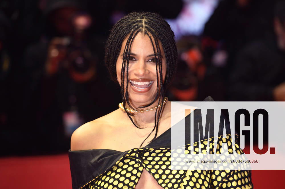 Zazie Beetz at the photocall for the feature film Good Luck, Have Fun, Don t Die at the Berlinale 2026 76 Berlin International Film Festival on the Red Carpet of the Berlinale Palast Berlin, 13 02 2026 Foto:xC.xNiehausx xFuturexImagex fun_6243