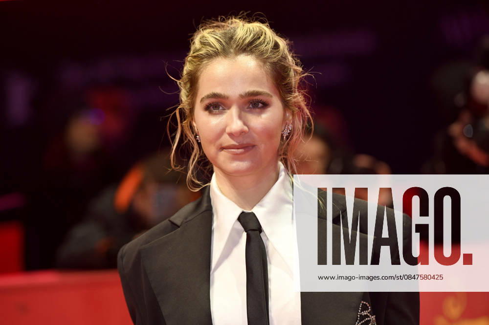 Haley Lu Richardson at the photocall for the feature film Good Luck, Have Fun, Don t Die at the Berlinale 2026 76 Berlin International Film Festival on the Red Carpet of the Berlinale Palast Berlin, 13 02 2026 Foto:xC.xNiehausx xFuturexImagex fun_6249