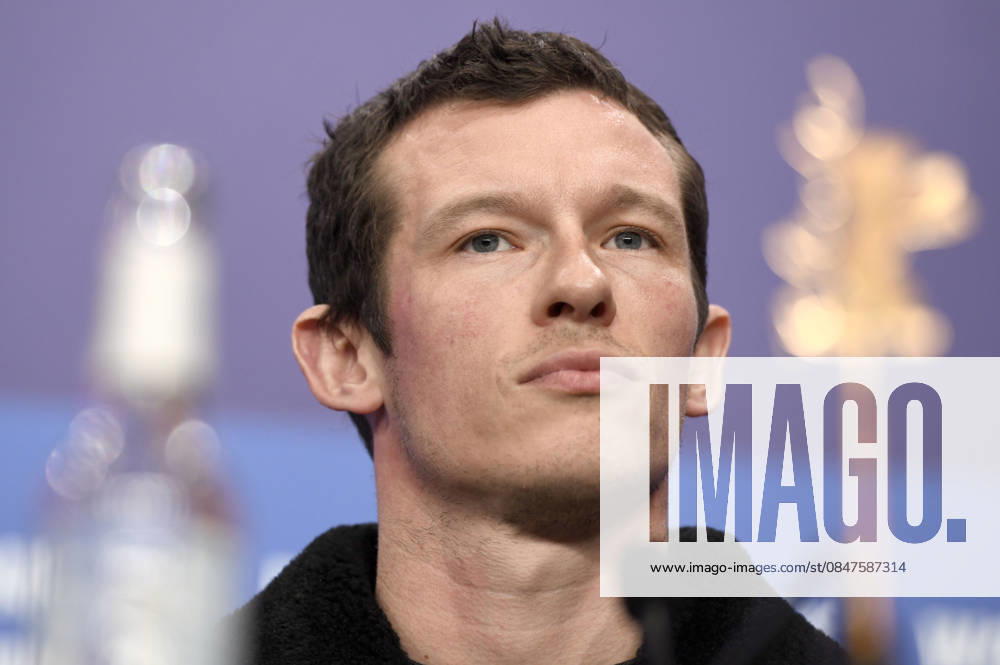 Callum Turner at the press conference for the feature film Rosebush Pruning at the Berlinale 2026 76 Berlin International Film Festival at the Hotel Grand Hyatt Berlin, 14 02 2026 Foto:xC.xNiehausx xFuturexImagex pruning_6259