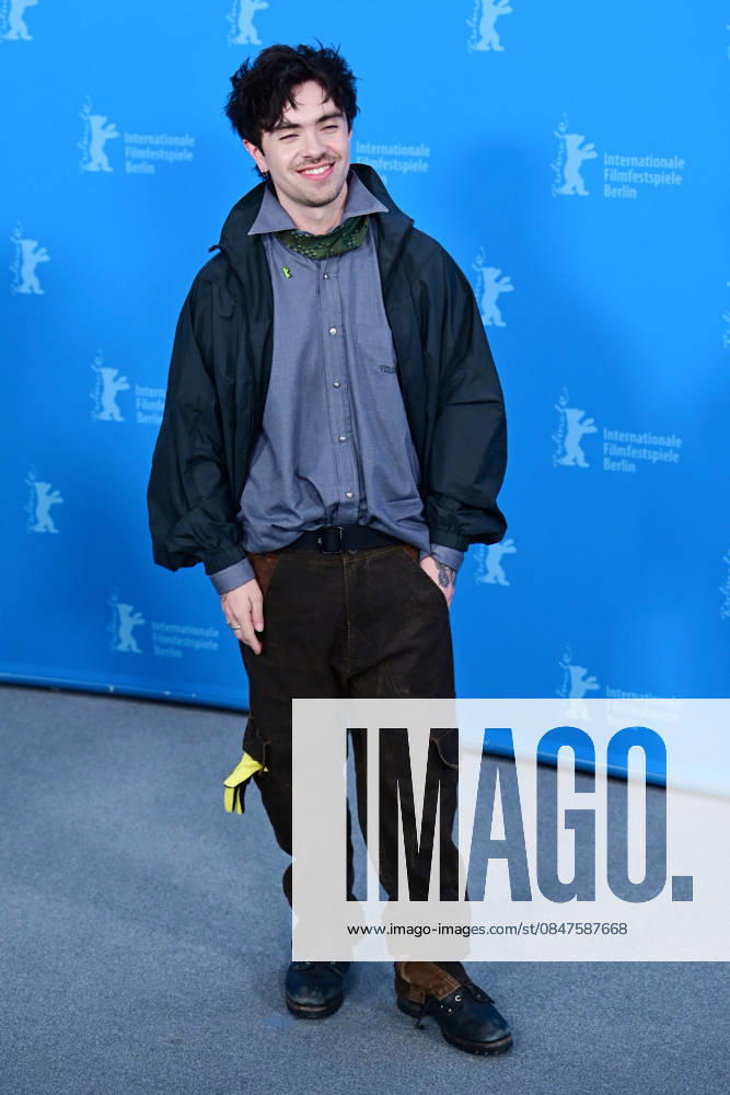 Aidan Zamiri at the photocall of The Moment during the 76th Berlinale International Film Festival Berlin 2026 , February 14, 2026 Romain Doucelin Bestimage The The Moment photocall during the 76th Berlinale International Film Festival Berlin at Grand Hyatt Hotel on February 14, 2026 in Berlin, Germany Berlin Allemagne
