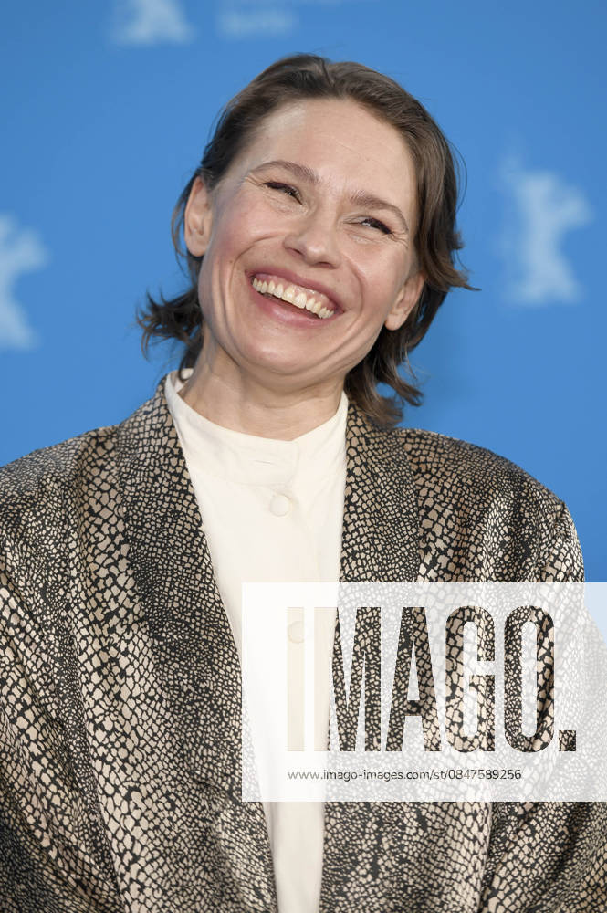 Seidi Haarla at the photocall for the feature film Yön lapsi Nightborn at the Berlinale 2026 76 Berlin International Film Festival at the Hotel Grand Hyatt Berlin, 14 02 2026 Foto:xC.xNiehausx xFuturexImagex nightborn_6211