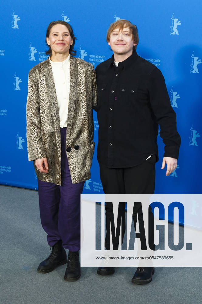 Seidi Haarla and Rupert Grint at the photocall for the feature film Yön lapsi Nightborn at the Berlinale 2026 76 Berlin International Film Festival at the Hotel Grand Hyatt Berlin, 14 02 2026 Foto:xJ.xEdwardsx xFuturexImagex nightborn_6223