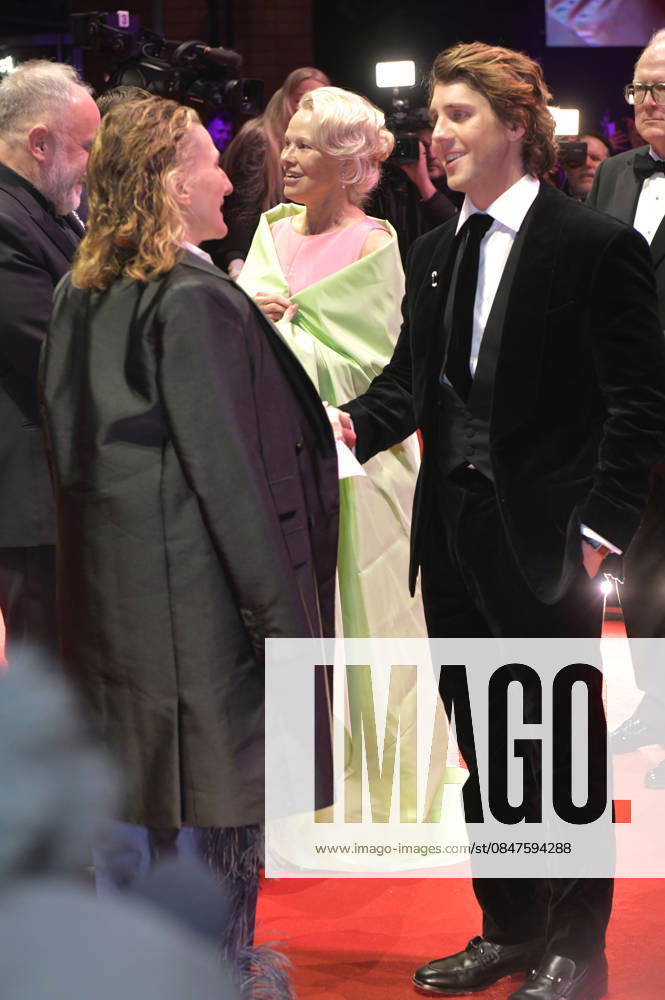 Tricia Tuttle, Pamela Anderson and Lukas Gage at the premiere of the feature film Rosebush Pruning at the Berlinale 2026 76 Berlin International Film Festival in the Berlinale Palast Berlin, 14 02 2026 Foto:xM.xBehrensx xFuturexImagex rosebush_6243