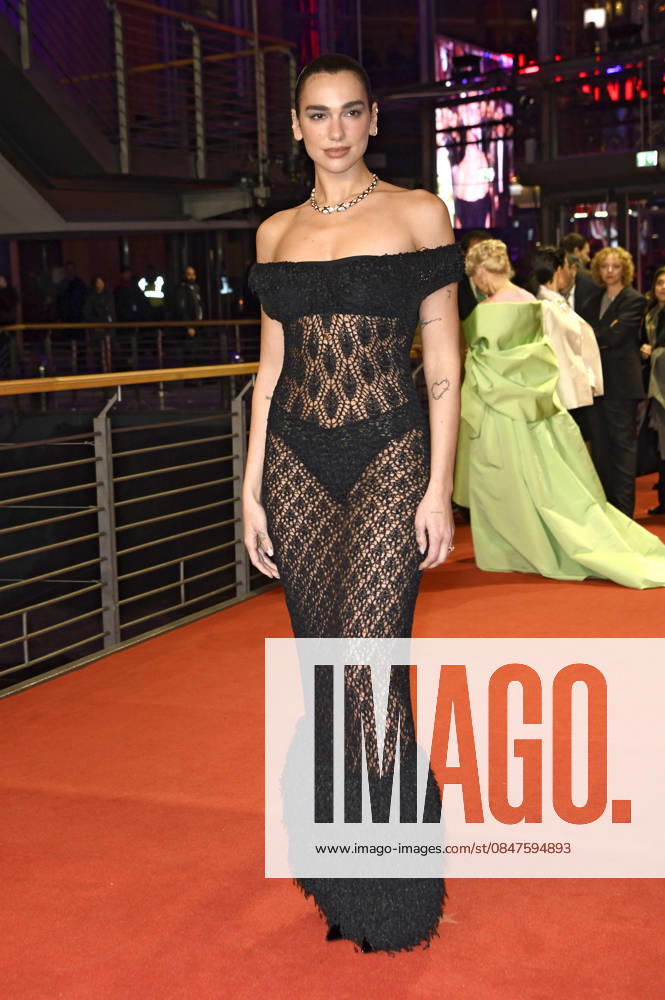 Dua Lipa at the premiere of the feature film Rosebush Pruning at the Berlinale 2026 76 Berlin International Film Festival at the Berlinale Palast Berlin, 14 02 2026 Foto:xC.xNiehausx xFuturexImagex rosebush_6254