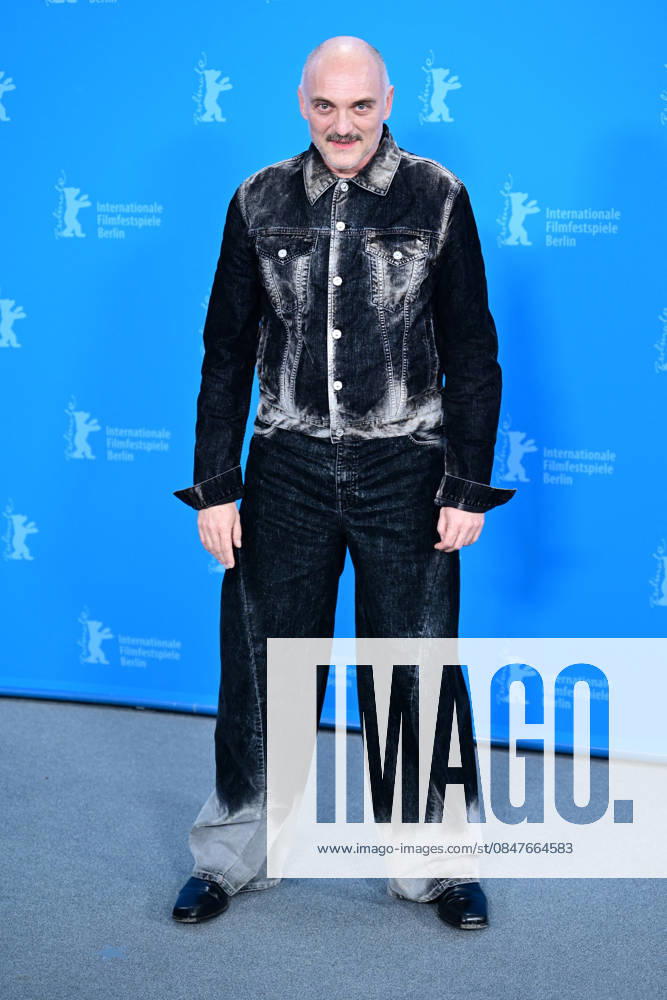 Markus Schleinzer at the Rose photocall during the 76th Berlinale International Film Festival Berlin 2026 , February 15, 2026 Romain Doucelin Bestimage The Rose photocall during the 76th Berlinale International Film Festival Berlin at Grand Hyatt Hotel on February 15, 2026 in Berlin, Germany Berlin Allemagne