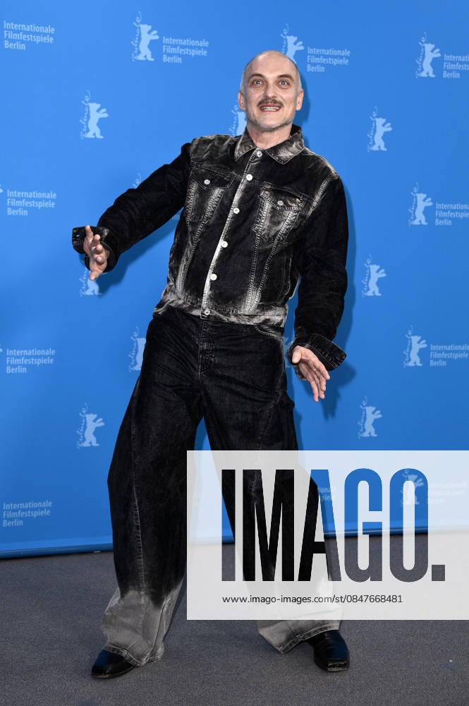 Markus Schleinzer at the photocall for the feature film Rose at the Berlinale 2026 76 Berlin International Film Festival at the Hotel Grand Hyatt Berlin, 15 02 2026 Foto:xN.xKubelkax xFuturexImagex rose_6205