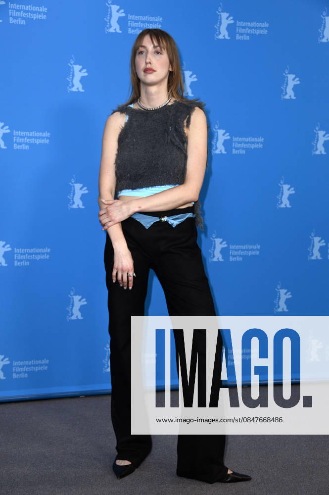 Caro Braun at the photocall for the feature film Rose at the Berlinale 2026 76 Berlin International Film Festival at the Hotel Grand Hyatt Berlin, 15 02 2026 Foto:xN.xKubelkax xFuturexImagex rose_6209