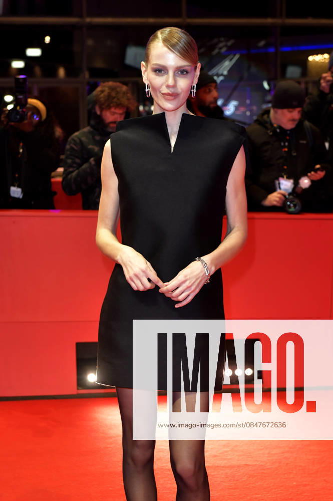 Laura Abla at the premiere of the feature film Rose at the Berlinale 2026 76 Berlin International Film Festival in the Berlinale Palast Berlin, 15 02 2026 Foto:xM.xBehrensx xFuturexImagex rose_6231
