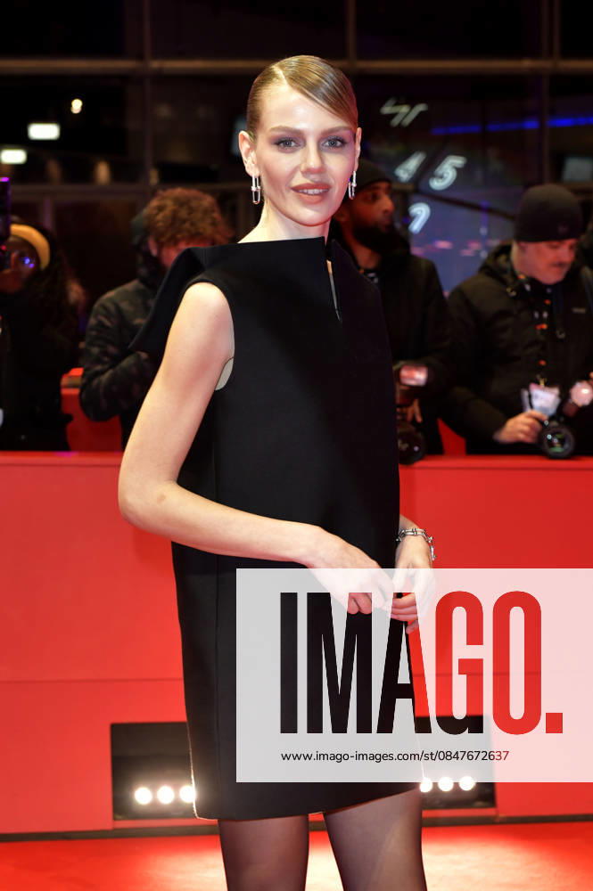 Laura Abla at the premiere of the feature film Rose at the Berlinale 2026 76 Berlin International Film Festival in the Berlinale Palast Berlin, 15 02 2026 Foto:xM.xBehrensx xFuturexImagex rose_6232