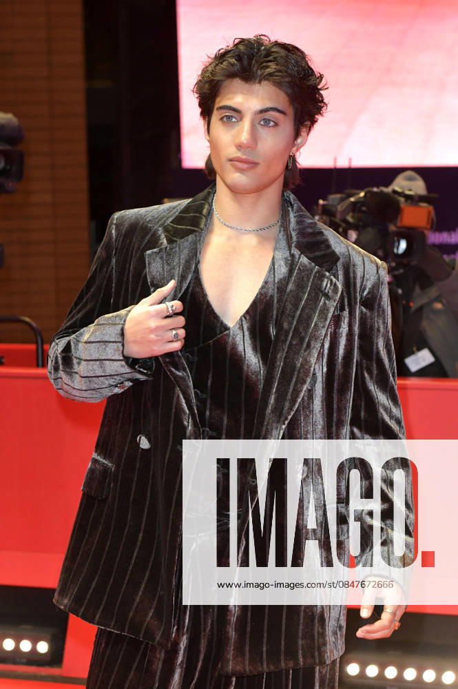 Nic Kaufmann at the premiere of the feature film Rose at the Berlinale 2026 76 Berlin International Film Festival in the Berlinale Palast Berlin, 15 02 2026 Foto:xM.xBehrensx xFuturexImagex rose_6252
