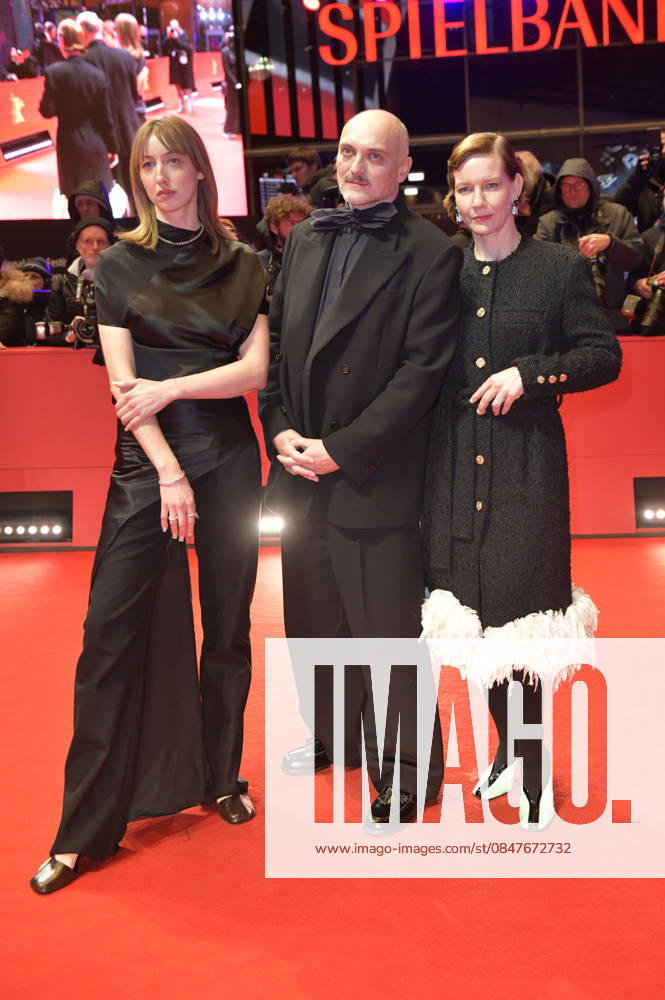 Caro Braun, Markus Schleinzer and Sandra Hüller at the premiere of the feature film Rose at the Berlinale 2026 76 Berlin International Film Festival in the Berlinale Palast Berlin, 15 02 2026 Foto:xM.xBehrensx xFuturexImagex rose_6290