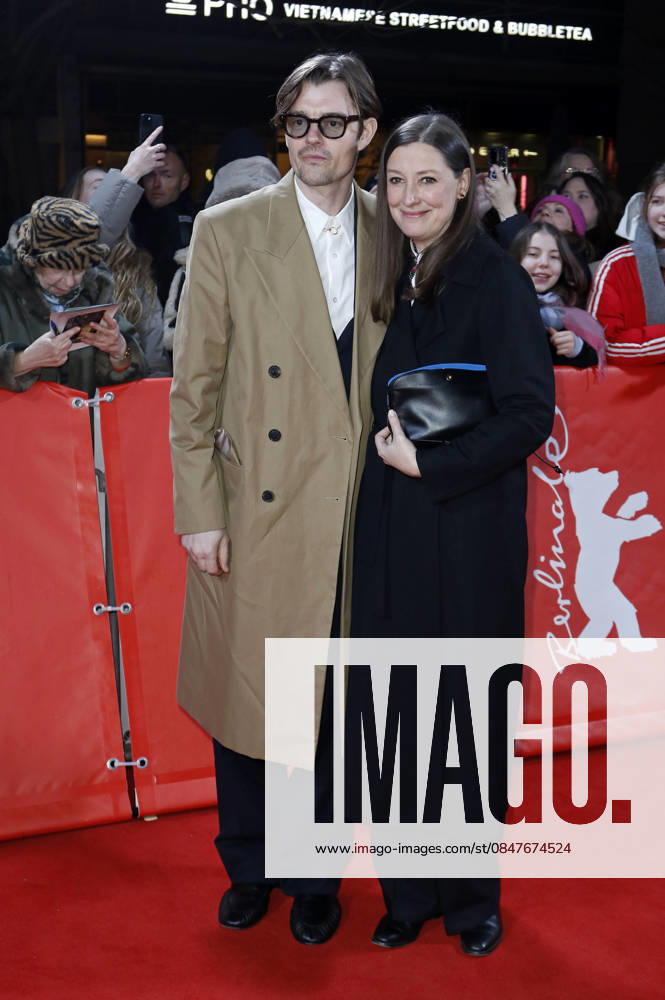 Sam Riley with husband Alexandra Maria Lara at the premiere of the BBC series Mint at the Berlinale 2026 76 Berlin International Film Festival at the Zoo Palast Berlin, 15 02 2026 Foto:xC.xTamckex xFuturexImagex mint_6205