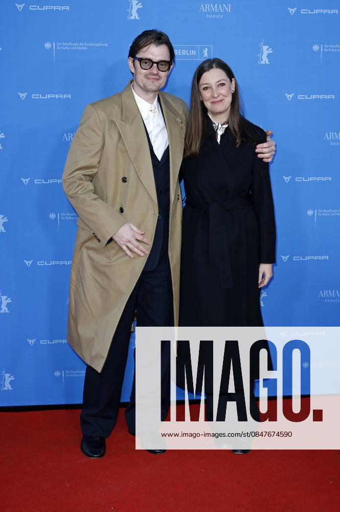 Sam Riley with husband Alexandra Maria Lara at the premiere of the BBC series Mint at the Berlinale 2026 76 Berlin International Film Festival at the Zoo Palast Berlin, 15 02 2026 Foto:xC.xTamckex xFuturexImagex mint_6234