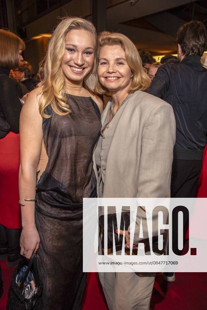 Helena Zengel and Annette Frier as guests at the NRW reception at the 76 Berlinale 2026 in the Representation of the State of North Rhine-Westphalia to the Federal Government, on Sunday 15 02 2026 in Berlin Berlin Germany