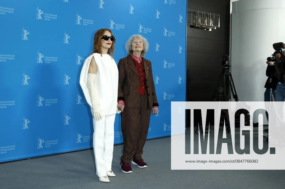 Isabelle Huppert and Ulrike Ottinger at the photocall for the feature film The Blood Countess at the Berlinale 2026 76 Berlin International Film Festival at the Hotel Grand Hyatt Berlin, 16 02 2026 Foto:xC.xTamckex xFuturexImagex blutgraefin_6303