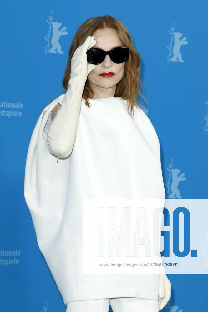 Isabelle Huppert at the photocall for the feature film The Blood Countess at the Berlinale 2026 76 Berlin International Film Festival at the Hotel Grand Hyatt Berlin, 16 02 2026 Foto:xC.xTamckex xFuturexImagex blutgraefin_6312