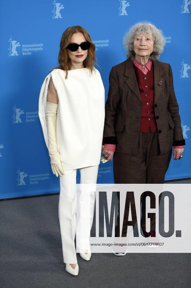 Isabelle Huppert and Ulrike Ottinger at the photocall for the feature film The Blood Countess at the Berlinale 2026 76 Berlin International Film Festival at the Hotel Grand Hyatt Berlin, 16 02 2026 Foto:xC.xNiehausx xFuturexImagex blutgraefin_6331