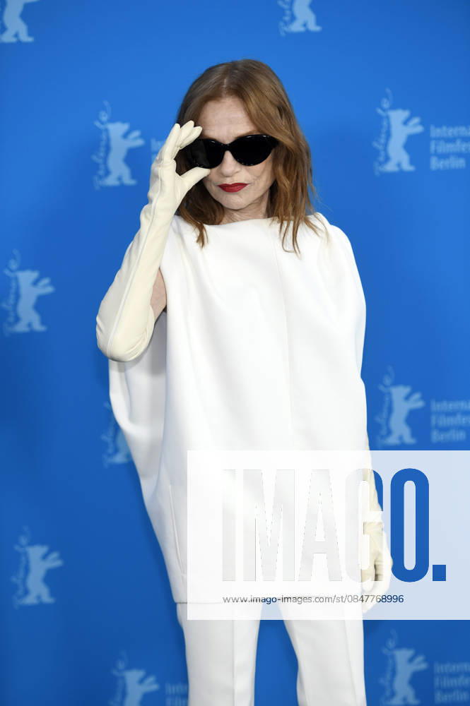 Isabelle Huppert at the photocall for the feature film The Blood Countess at the Berlinale 2026 76 Berlin International Film Festival at the Hotel Grand Hyatt Berlin, 16 02 2026 Foto:xC.xNiehausx xFuturexImagex blutgraefin_6351