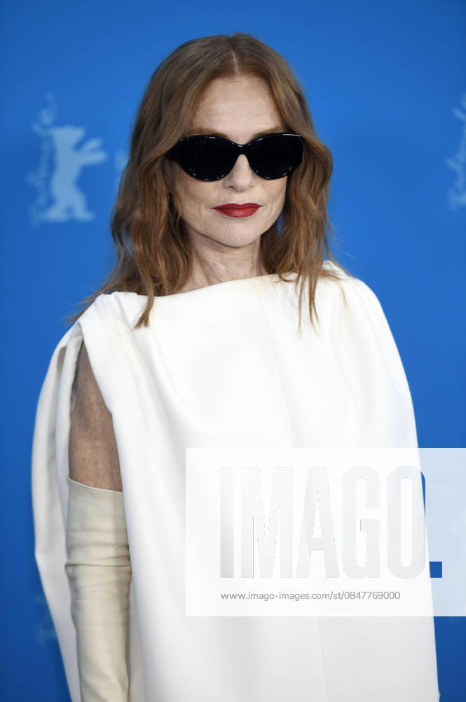 Isabelle Huppert at the photocall for the feature film The Blood Countess at the Berlinale 2026 76 Berlin International Film Festival at the Hotel Grand Hyatt Berlin, 16 02 2026 Foto:xC.xNiehausx xFuturexImagex blutgraefin_6355