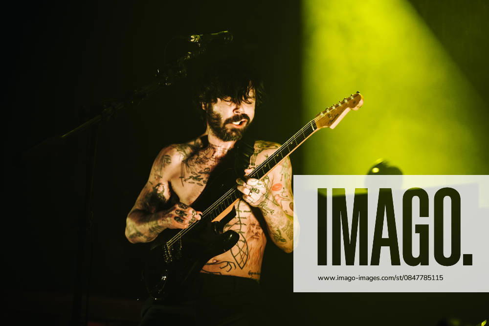 Concert of Biffy Clyro in Berlin Concert of the band Biffy Clyro on 16 02 2026 at the Max Schmeling Halle in Berlin In the picture singer and guitarist Simon Neil , Berlin Berlin Germany Prenzlauer Berg