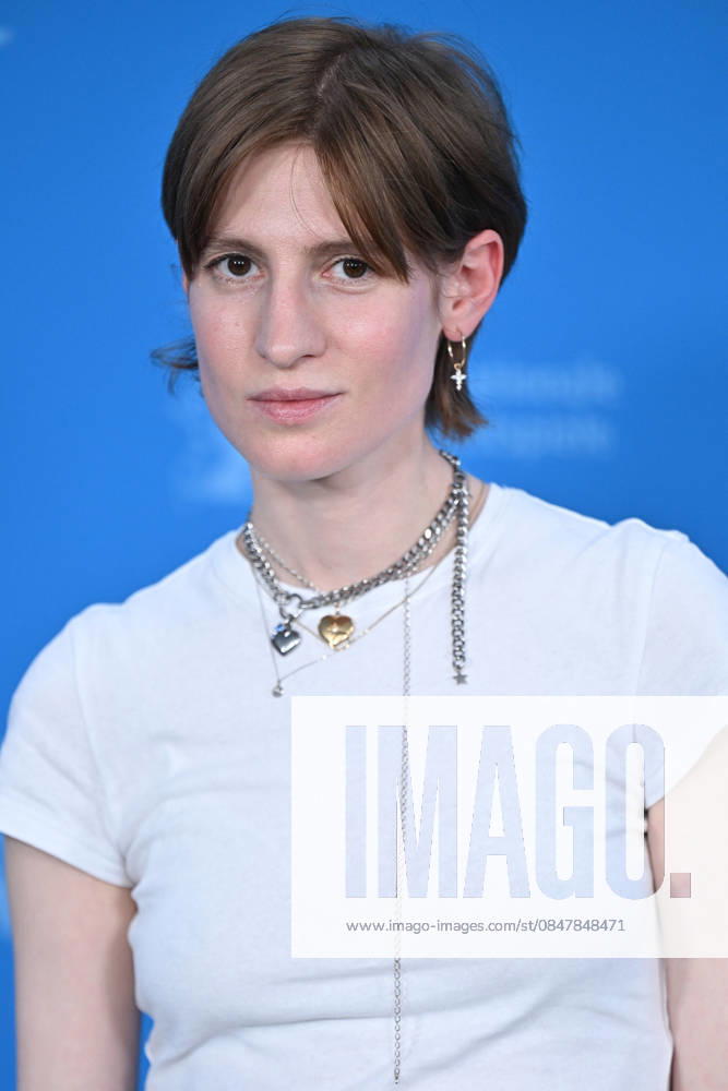 76th Berlin Film Festival Photocall My Wife Cries Agathe Bonitzer attending the photocall of the movie My Wife Cries during 76th Berlin International Film Festival in Berlin, Germany on 17 February 2026. Photo by Julien Reynaud APS-Medias ABACAPRESS.COM Berlin