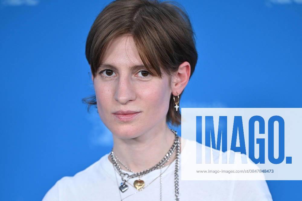 76th Berlin Film Festival Photocall My Wife Cries Agathe Bonitzer attending the photocall of the movie My Wife Cries during 76th Berlin International Film Festival in Berlin, Germany on 17 February 2026. Photo by Julien Reynaud APS-Medias ABACAPRESS.COM Berlin
