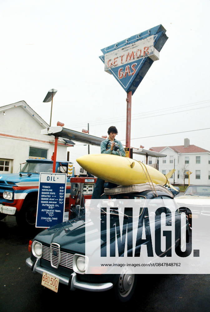 IMAGO History, Ölpreiskrise 1973 1973 US Oil Crisis Feb 19, 1974; Washington, DC, USA; Images of the United States during the gas shortage crisis in 1974. In October of 1973 Middles-eastern OPEC nations stopped exports to the US and other western nations, to punish the western nations that supported Israel, their foe, in the Yom Kippur War. Tthe price of oil in America quadrupled by 1974 to nearly 2 per 42 US gallon barrel, causing protests all over the country. Washington DC USA