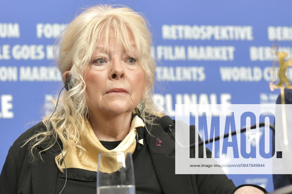 Anna Calder Marshall at the press conference for the feature film Queen at Sea at the Berlinale 2026 76 Berlin International Film Festival at the Hotel Grand Hyatt Berlin, 17 02 2026 Foto:xM.xBehrensx xFuturexImagex queen_6234
