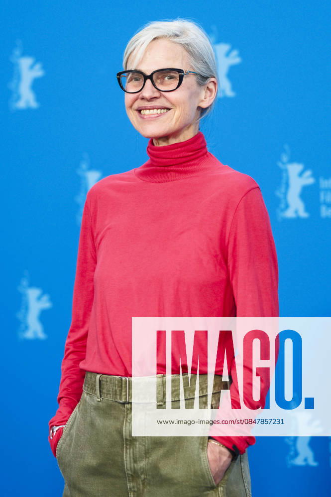 Angela Schanelec at the photocall for the movie Meine Frau weint My Wife Cries at the Berlinale 2026 76 Berlin International Film Festival at the Hotel Grand Hyatt Berlin, 17 02 2026 Foto:xJ.xEdwardsx xFuturexImagex wife_6201