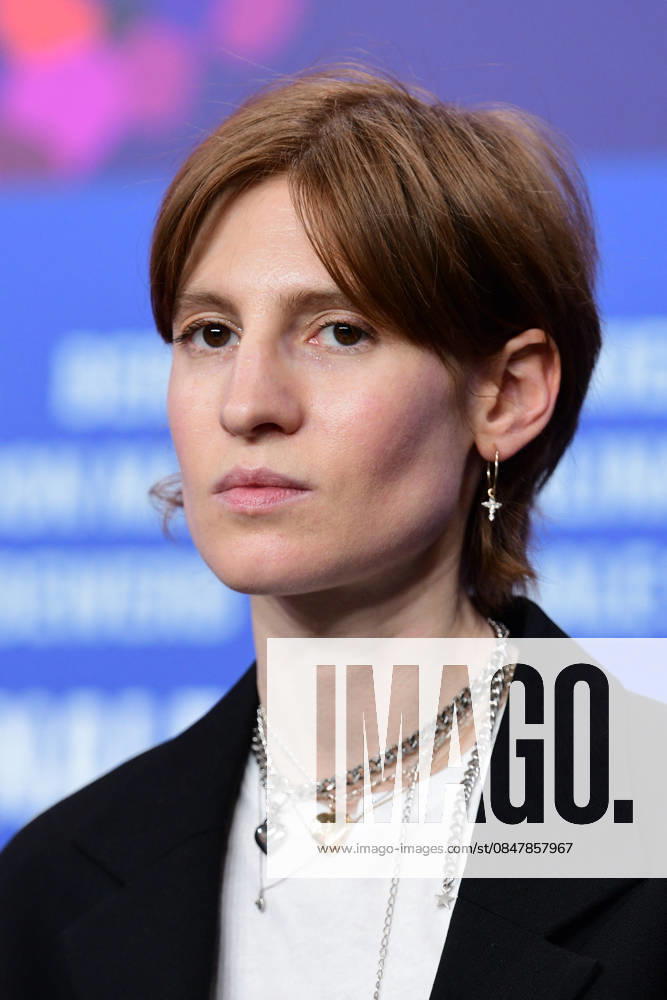 Agathe Bonitzer at the My Wife Cries photocall during the 76th Berlinale International Film Festival Berlin 2026 , February 17, 2026 Romain Doucelin Bestimage The Meine Frau Weint My Wife Cries photocall during the 76th Berlinale International Film Festival Berlin at Grand Hyatt Hotel on February 17, 2026 in Berlin, Germany Berlin Allemagne