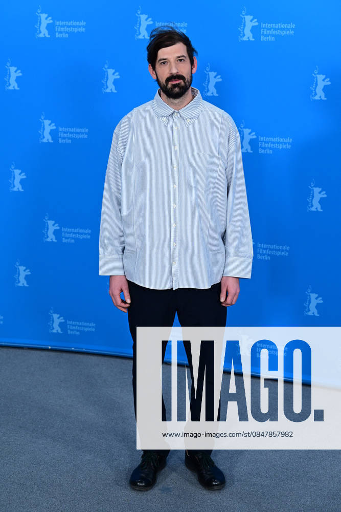 Vladimir Vulevic at the My Wife Cries photocall during the 76th Berlinale International Film Festival Berlin 2026 , February 17, 2026 Romain Doucelin Bestimage The Meine Frau Weint My Wife Cries photocall during the 76th Berlinale International Film Festival Berlin at Grand Hyatt Hotel on February 17, 2026 in Berlin, Germany Berlin Allemagne
