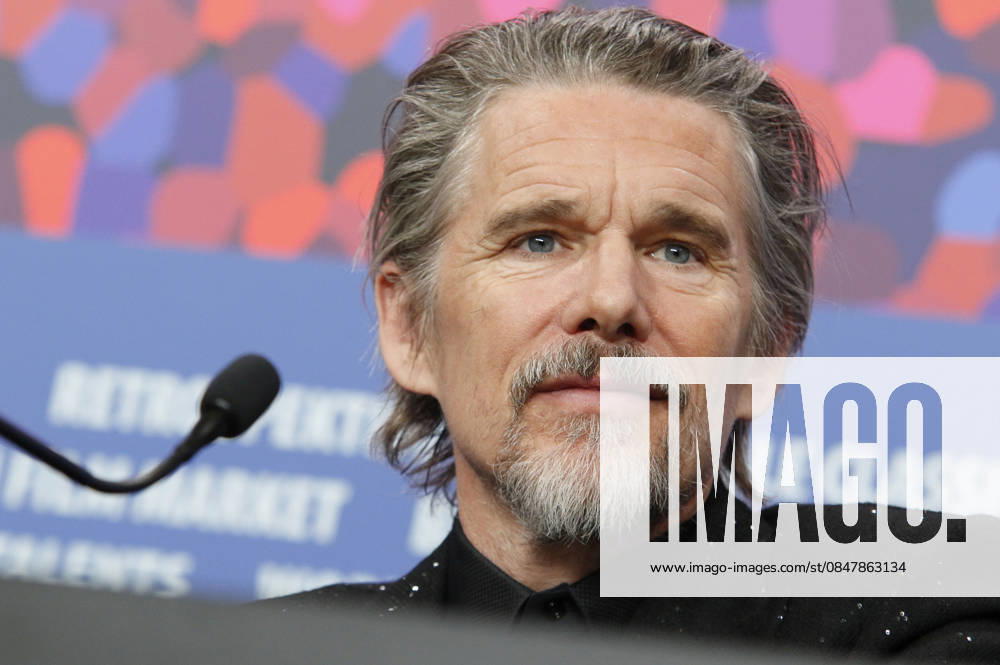 Ethan Hawke at the press conference for the feature film The Weight at the Berlinale 2026 76 Berlin International Film Festival at the Hotel Grand Hyatt Berlin, 17 02 2026 Foto:xC.xTamckex xFuturexImagex weight_6236