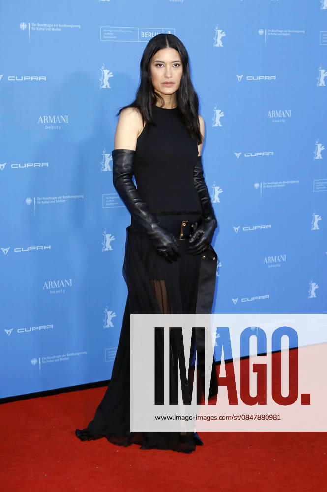 Julia Jones at the premiere of the feature film The Weight The Weight Gold Rush at the Berlinale 2026 76 Berlin International Film Festival at Zoo Palast Berlin, 17 02 2026 Foto:xC.xTamckex xFuturexImagex weight_6336