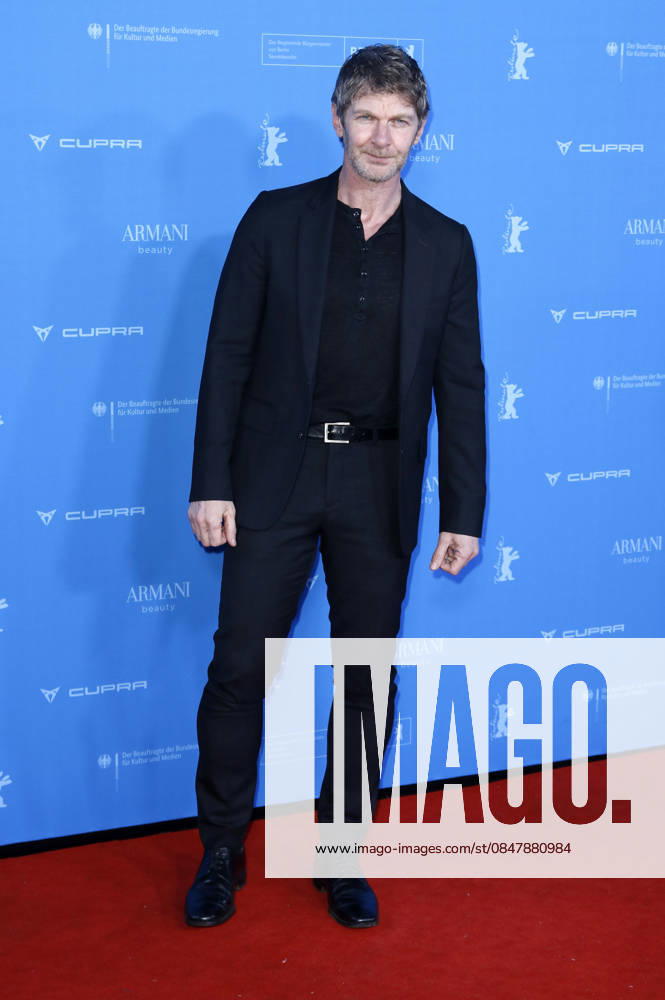 Sam Hazeldine at the premiere of the feature film The Weight The Weight Gold Rush at the Berlinale 2026 76 Berlin International Film Festival at the Zoo Palast Berlin, 17 02 2026 Foto:xC.xTamckex xFuturexImagex weight_6339