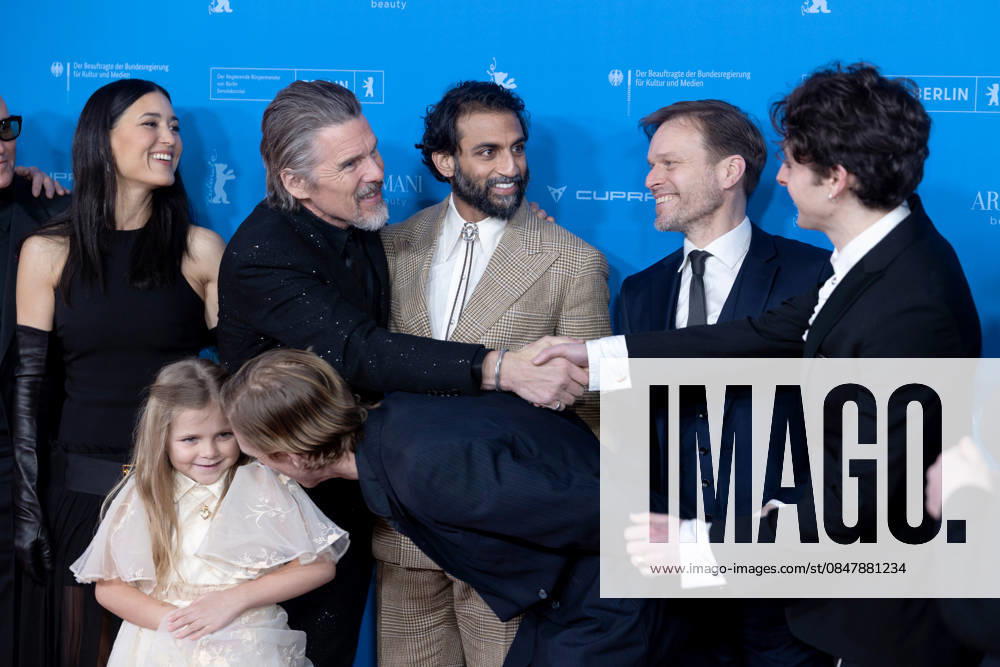 The Weight , Premiere at the Berlinale, Berlin, 17 02 2026 Lucas Lynggaard T¿nnesen, Sam Hazeldine, Padraic McKinley, Julia Jones, Ethan Hawke, Avy Berry, Avi Nash, Austin Amelio, Alec Newman and Cameron Brady on the red carpet before the premiere of The Weight at the Berlinale at Zoo Palast on 17 02 2026 The 76th Berlin