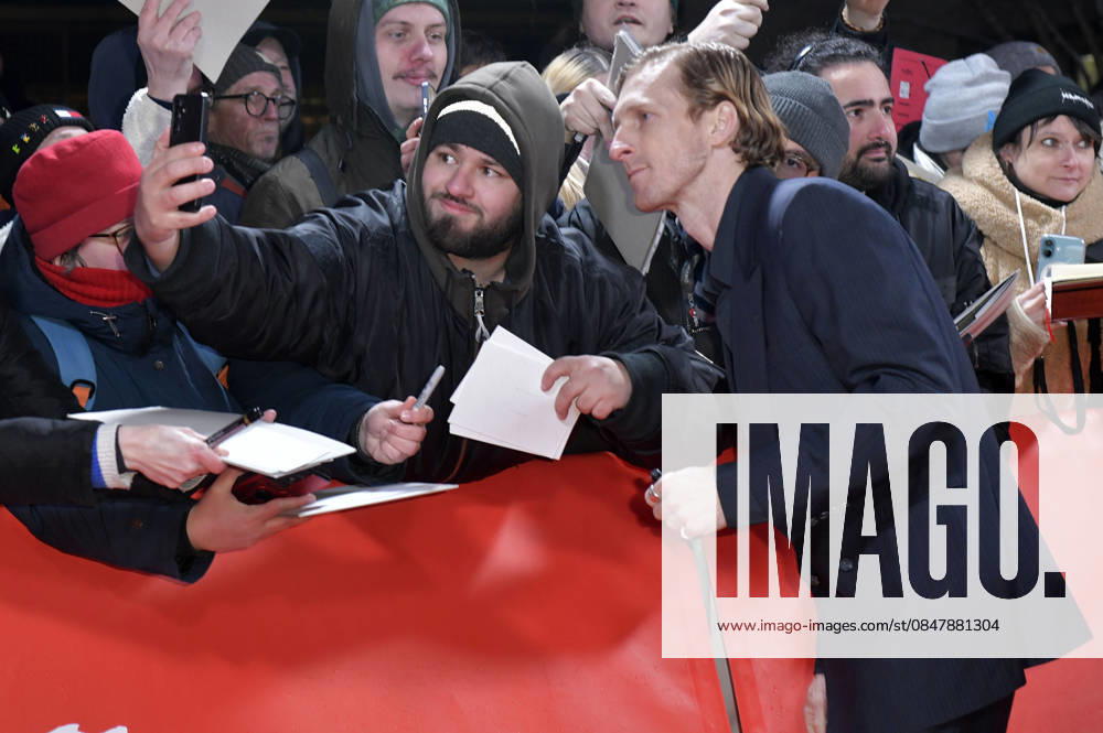 Austin Amelio at the premiere of the feature film The Weight The Weight Gold Rush at the Berlinale 2026 76 Berlin International Film Festival at the Zoo Palast Berlin, 17 02 2026 Foto:xM.xBehrensx xFuturexImagex weight_6360