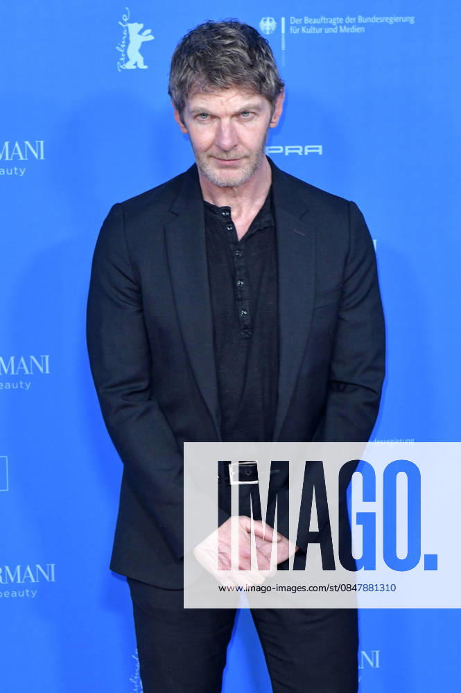 Sam Hazeldine at the premiere of the feature film The Weight The Weight Gold Rush at the Berlinale 2026 76 Berlin International Film Festival at the Zoo Palast Berlin, 17 02 2026 Foto:xM.xBehrensx xFuturexImagex weight_6366