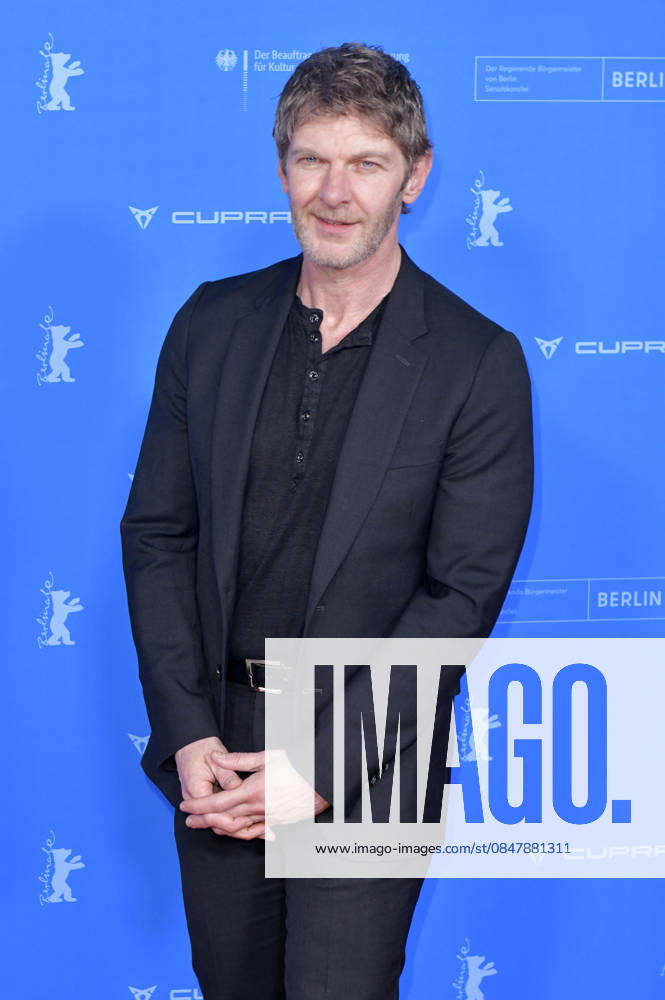 Sam Hazeldine at the premiere of the feature film The Weight The Weight Gold Rush at the Berlinale 2026 76 Berlin International Film Festival at the Zoo Palast Berlin, 17 02 2026 Foto:xM.xBehrensx xFuturexImagex weight_6367